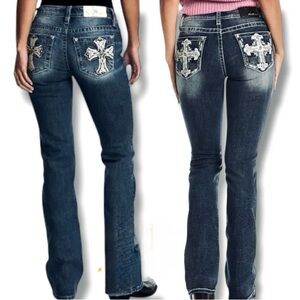 Rue21 Jeans Bootcut Premiere Embellished Cross 5 Pocket Distressed Denim 7/8 Y2K